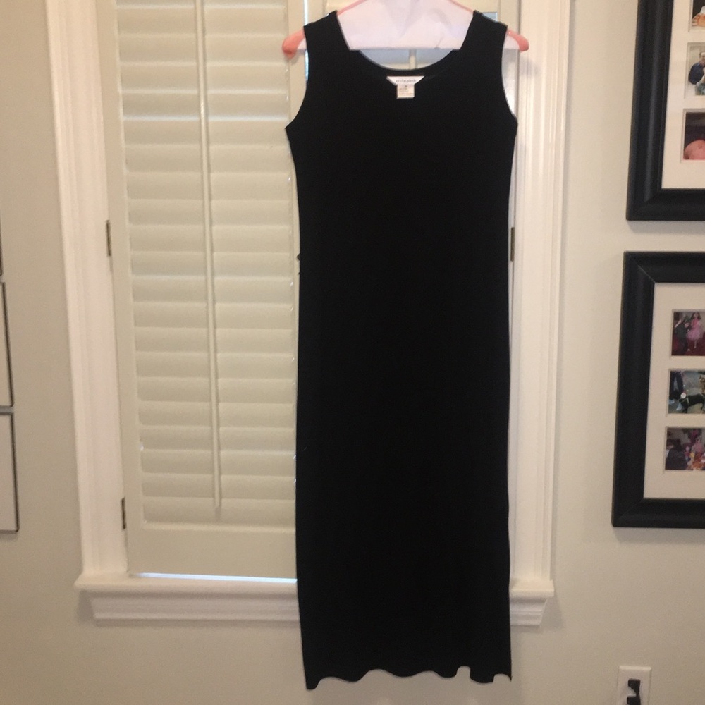 Exclusively Misook black midi dress